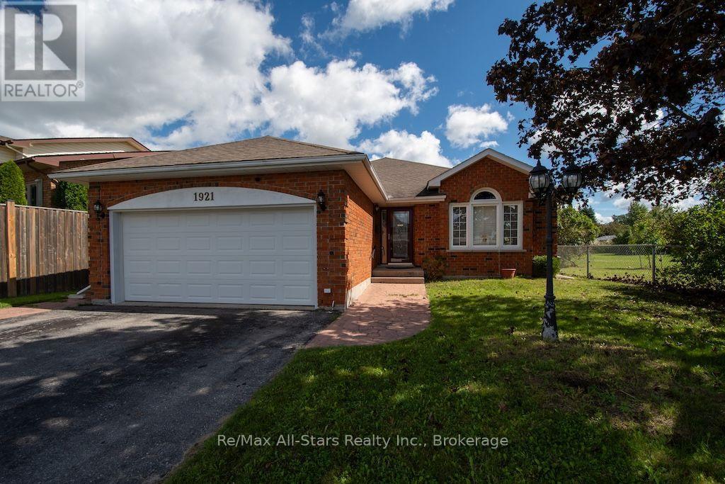 1921 MAPLERIDGE DRIVE - 1