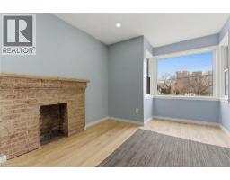 880 Lawrence Road, Hamilton, ON L8K2A3 Photo 10