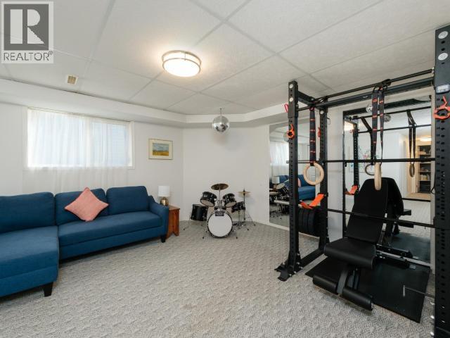 11 LAZULITE DRIVE - 24