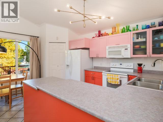 11 LAZULITE DRIVE - Image 16