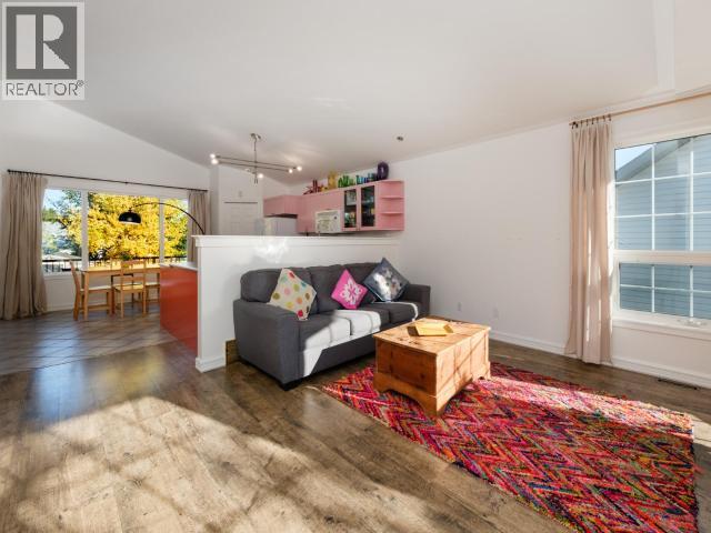 11 LAZULITE DRIVE - 12
