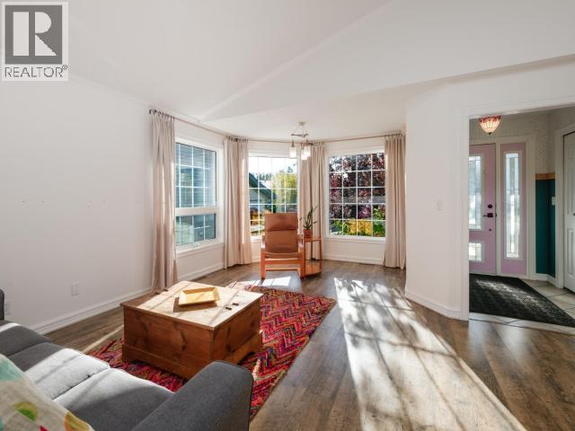 11 LAZULITE DRIVE - 13
