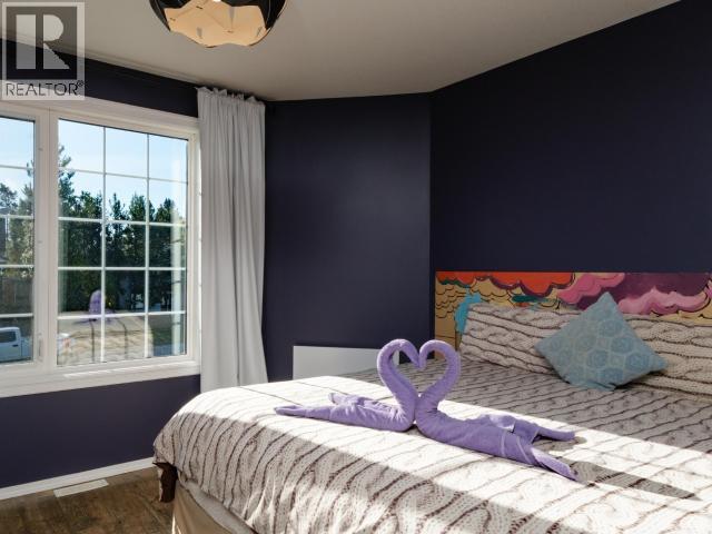 11 LAZULITE DRIVE - 32