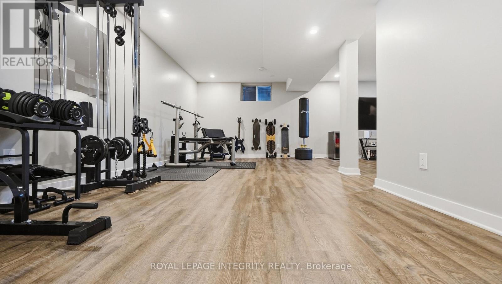 2023 WOODS STREET - Image 24