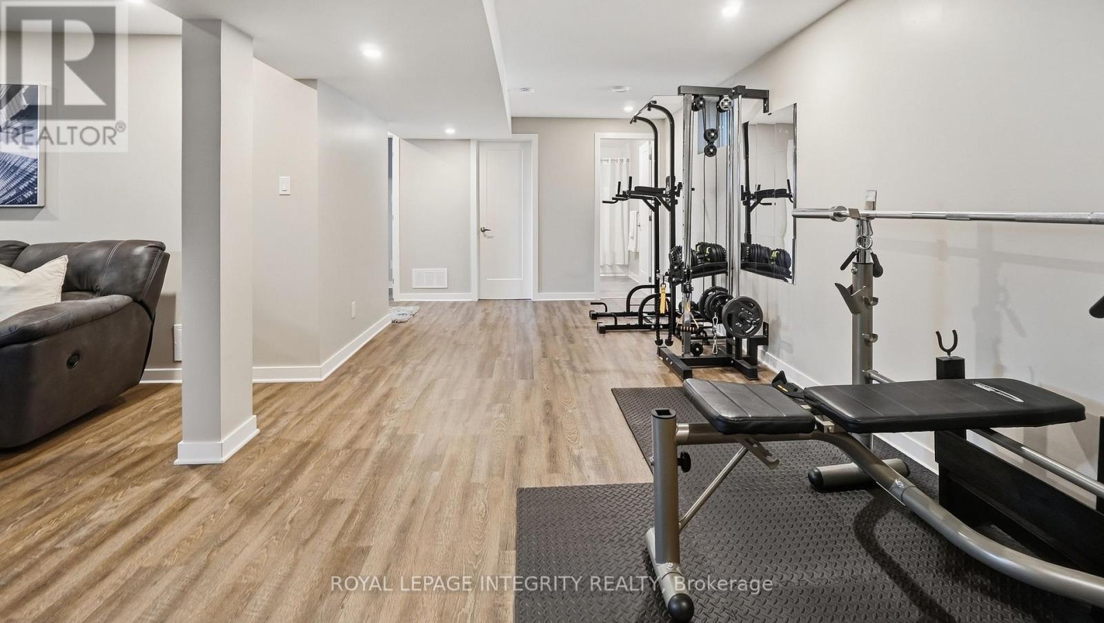 2023 WOODS STREET - Image 26