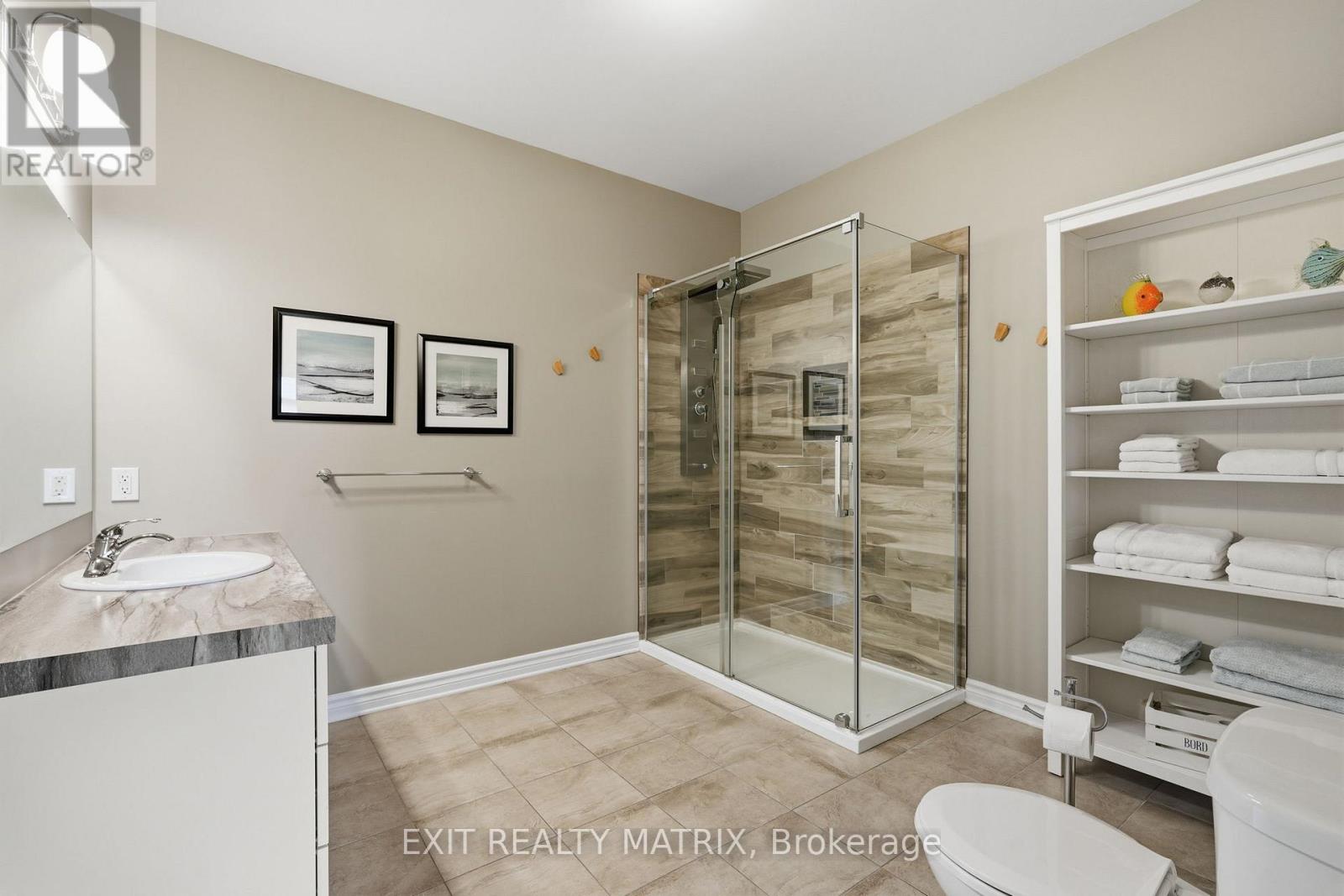 309 COLMAR STREET - Image 20