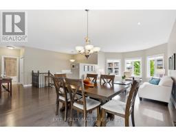 Living room - 309 Colmar Street, Russell, ON K0A1W0 Photo 10