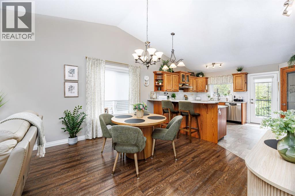 Listing photo – 12 Aspen Heights Way, Innisfail