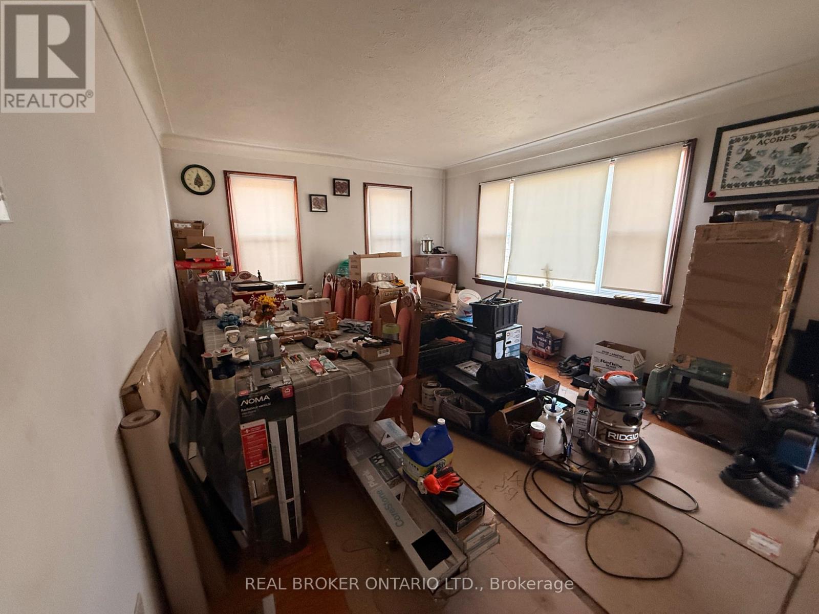 4 CONLON CRESCENT - 10