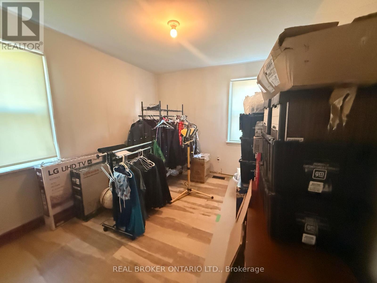 4 CONLON CRESCENT - 14