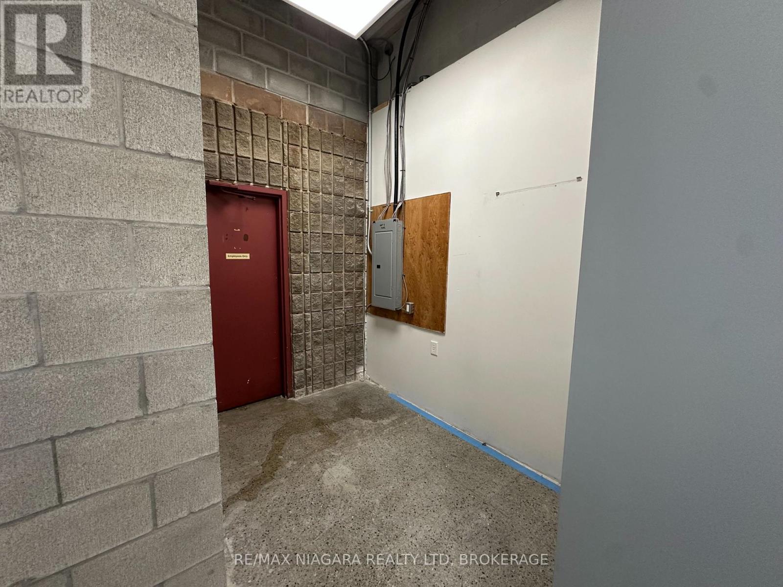 601 Southworth Street South — photo 8