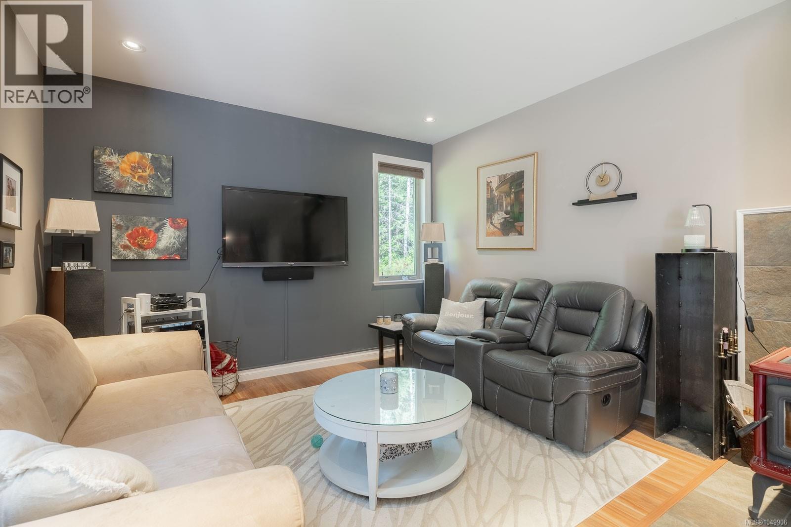 9600 Comox Trail - 11