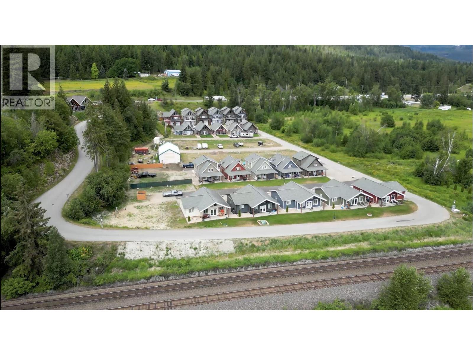  5211 Trans-Canada Highway, Tappen