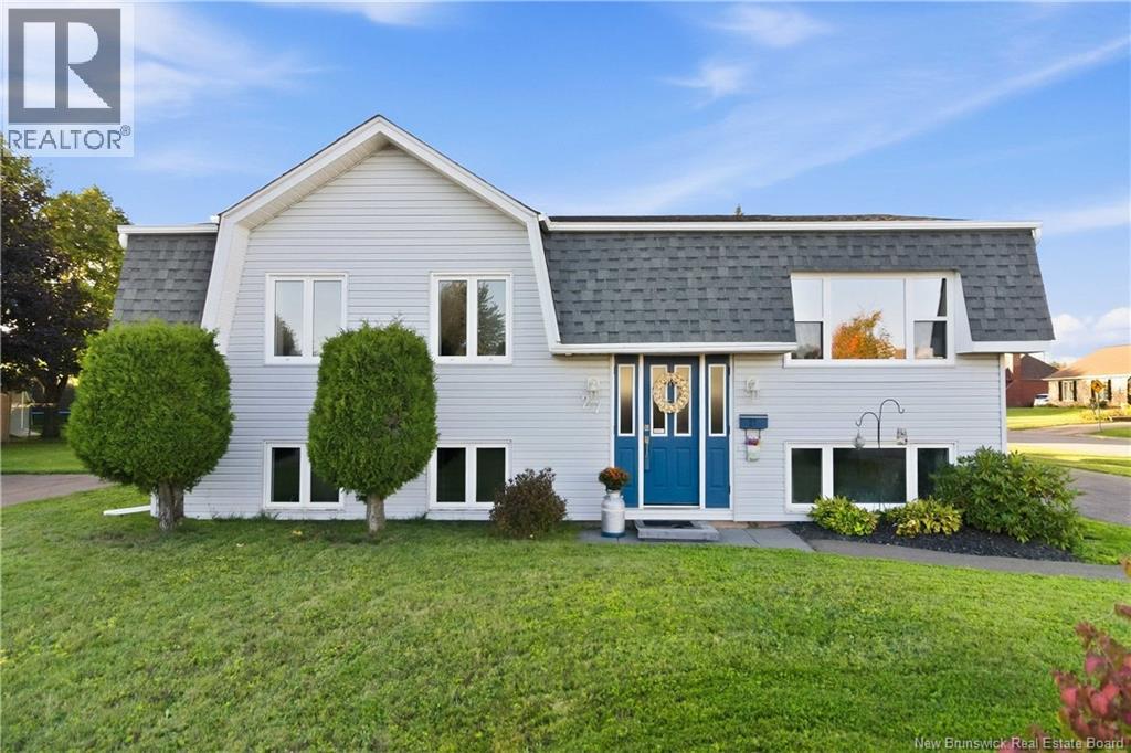 27 Pasadena Drive - 1