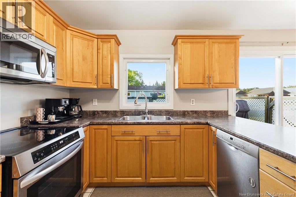 27 Pasadena Drive - Image 22