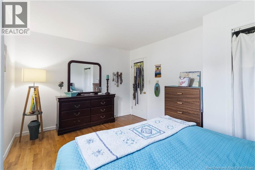 27 Pasadena Drive - 29