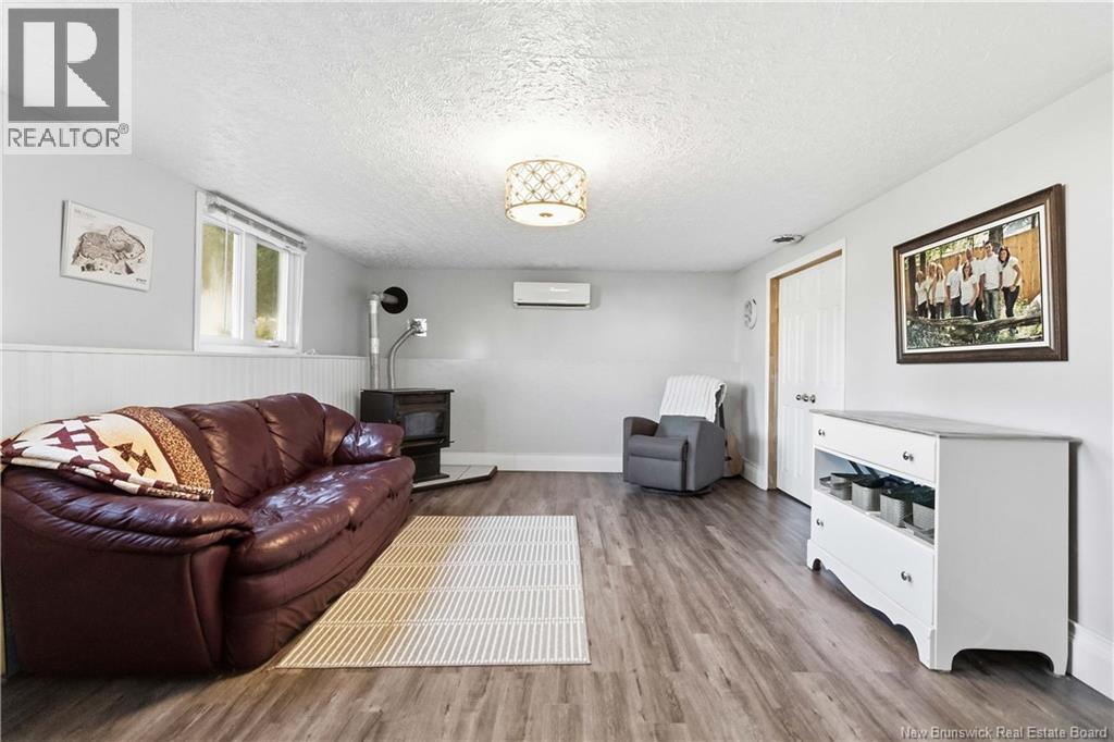 27 Pasadena Drive - Image 36