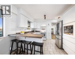 1152 W 17th Street, North Vancouver, BC V7P1W2 Photo 13