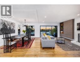 1152 W 17th Street, North Vancouver, BC V7P1W2 Photo 9