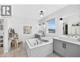 4pc Bathroom - 313 Walgrove Terrace Se, Calgary, AB T2X4E8 Photo 16