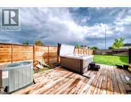 313 Walgrove Terrace Se, Calgary, AB T2X4E8 Photo 32
