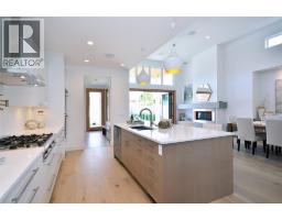 5pc Ensuite bath - 488 Morrison Avenue, Kelowna, BC V1Y5E2 Photo 13