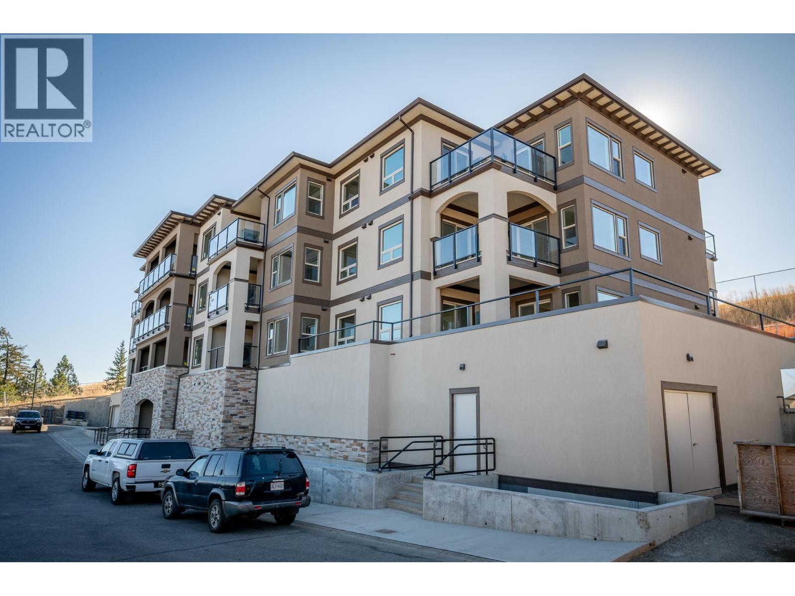 #208 2171 Van Horne Drive - 1
