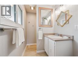 21 Colebrook Court, Kitchener, ON N2E1Y8 Photo 26