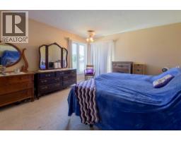 Kitchen - 214 3 Street W, Cardston, AB T0K0K0 Photo 18