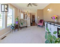 Kitchen - 214 3 Street W, Cardston, AB T0K0K0 Photo 11