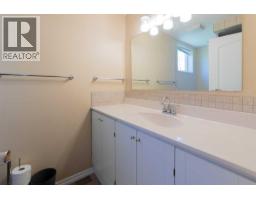 214 3 Street W, Cardston, AB T0K0K0 Photo 26