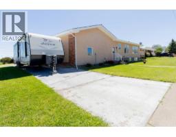 214 3 Street W, Cardston, AB T0K0K0 Photo 47