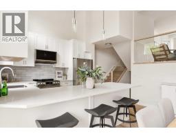 4 Kingsland Villas Sw, Calgary, AB T2V5J9 Photo 14