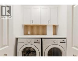 4 Kingsland Villas Sw, Calgary, AB T2V5J9 Photo 40
