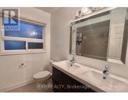 69 Hollyhedge Drive, Toronto, ON M1J1X4 Photo 13