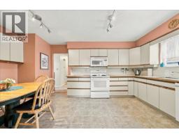 3836 Sefton Street, Port Coquitlam, BC V3B3R9 Photo 8