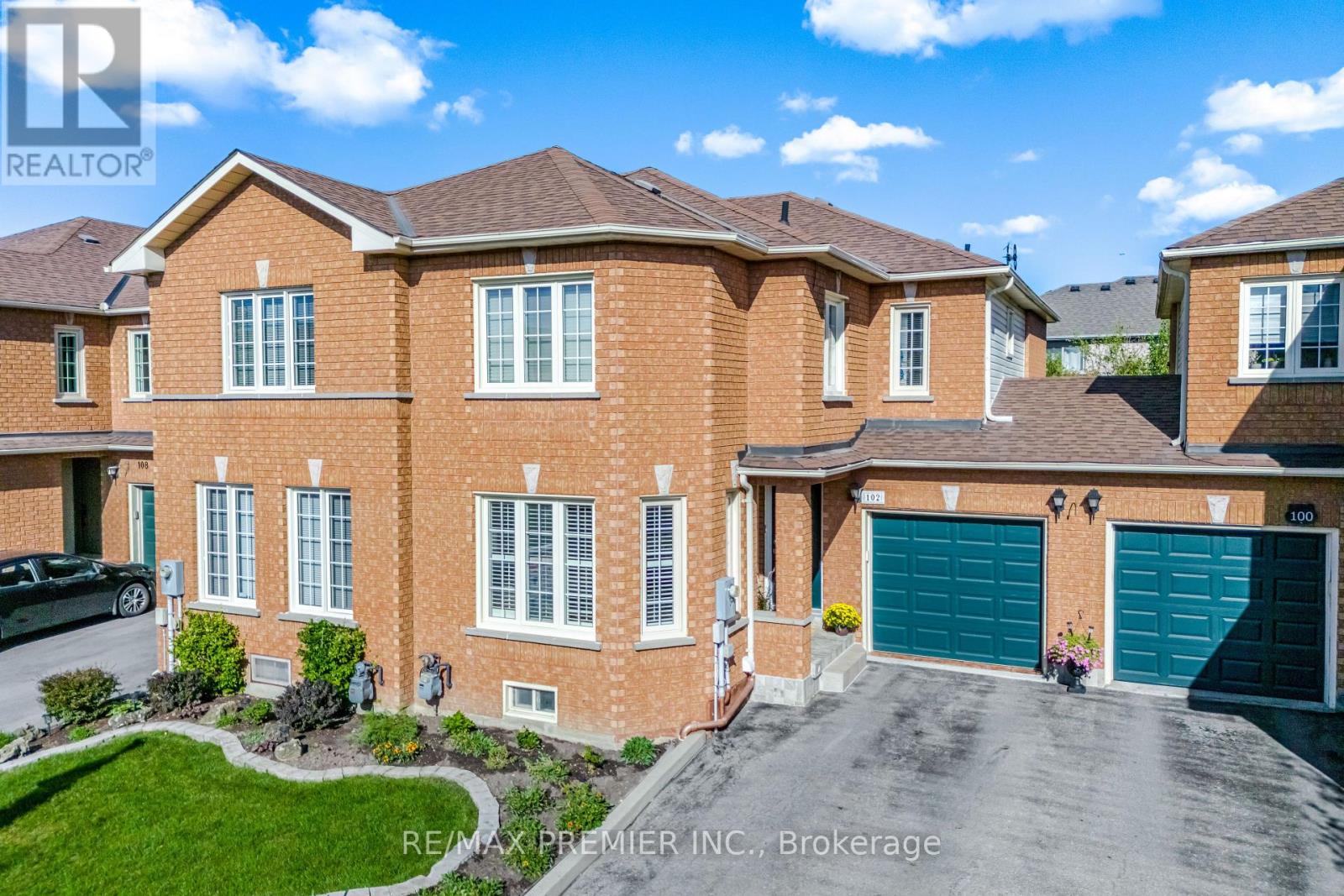 66 - 102 PINEDALE GATE, Vaughan (East Woodbridge)
