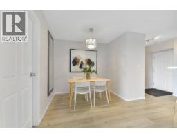 Entrance - 505 930 Yates St, Victoria, BC V8V4Z3 Photo 9