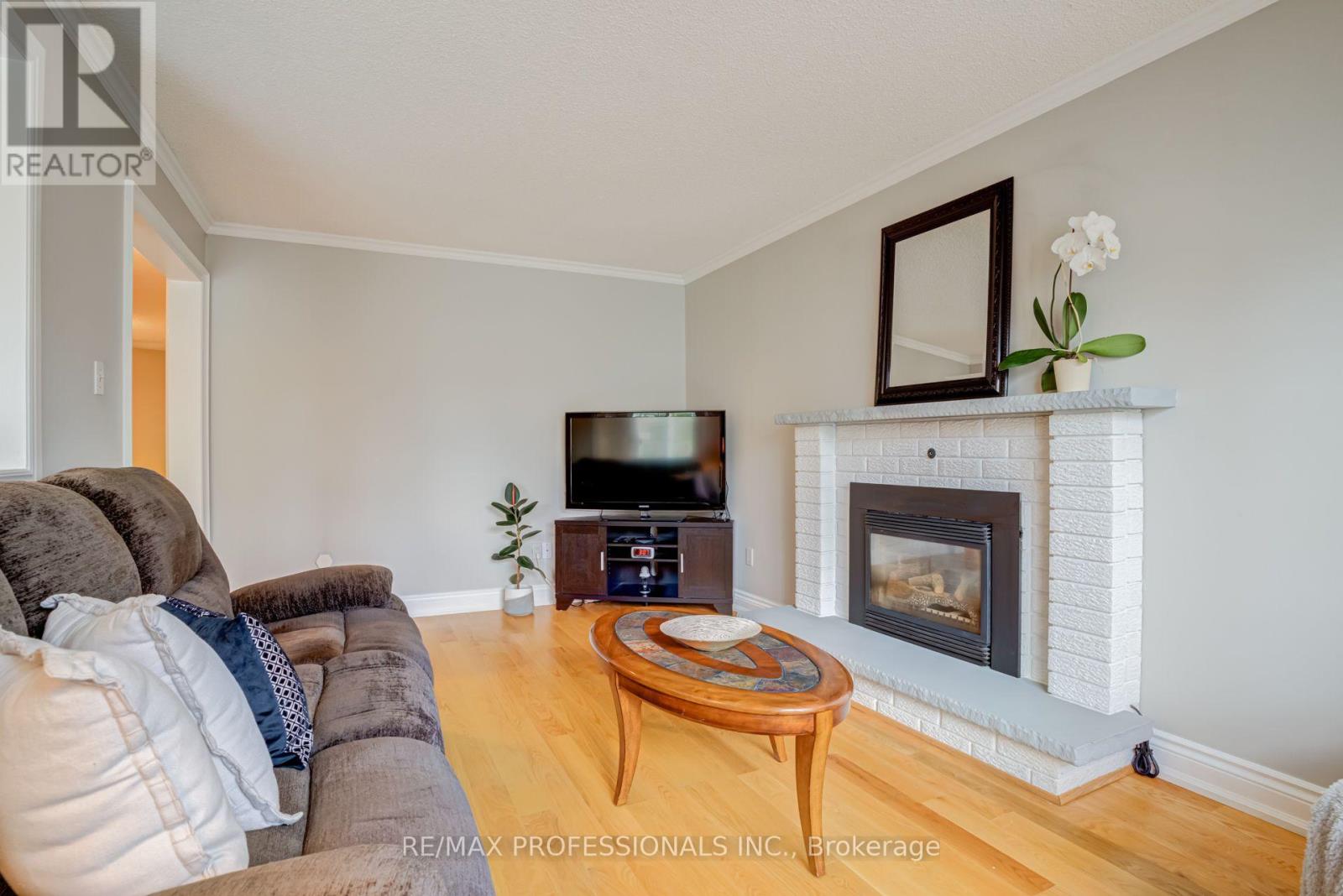 4357 POLTAVA CRESCENT - 11