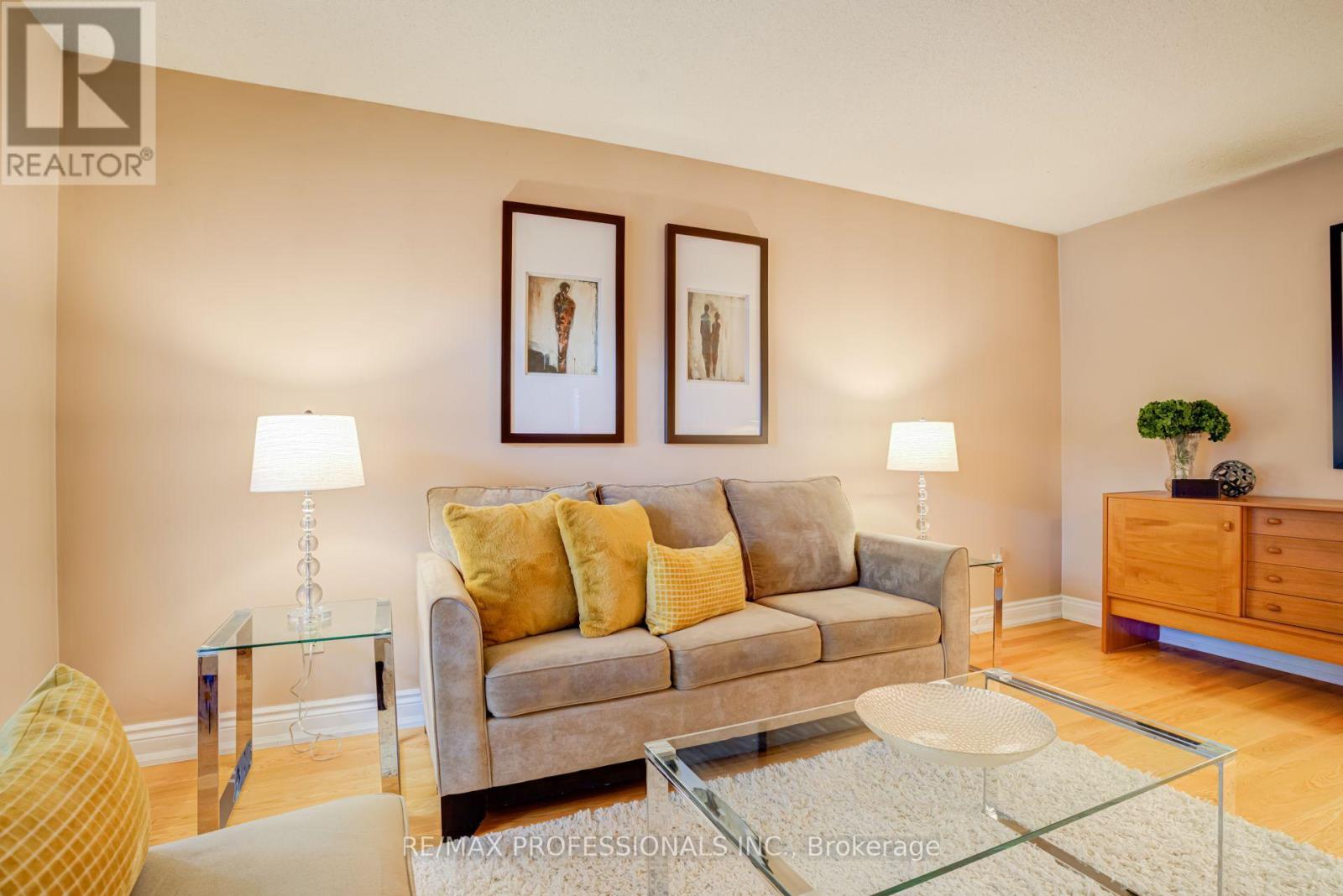 Photo of 4357 POLTAVA CRESCENT