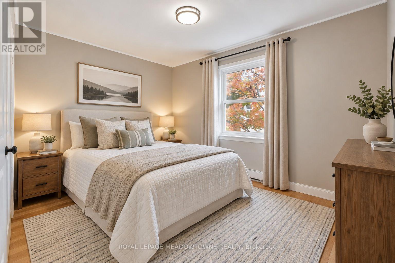 #15 1351 LAKESHORE ROAD - 18