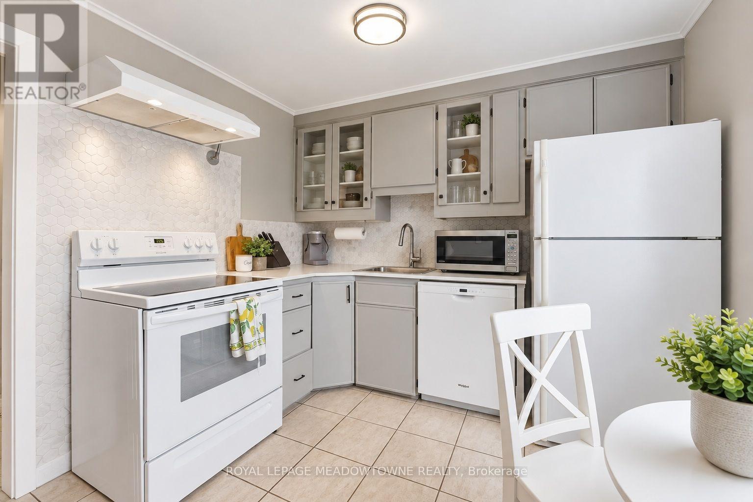 15 - 1351 LAKESHORE ROAD, Burlington (Brant) — photo 7