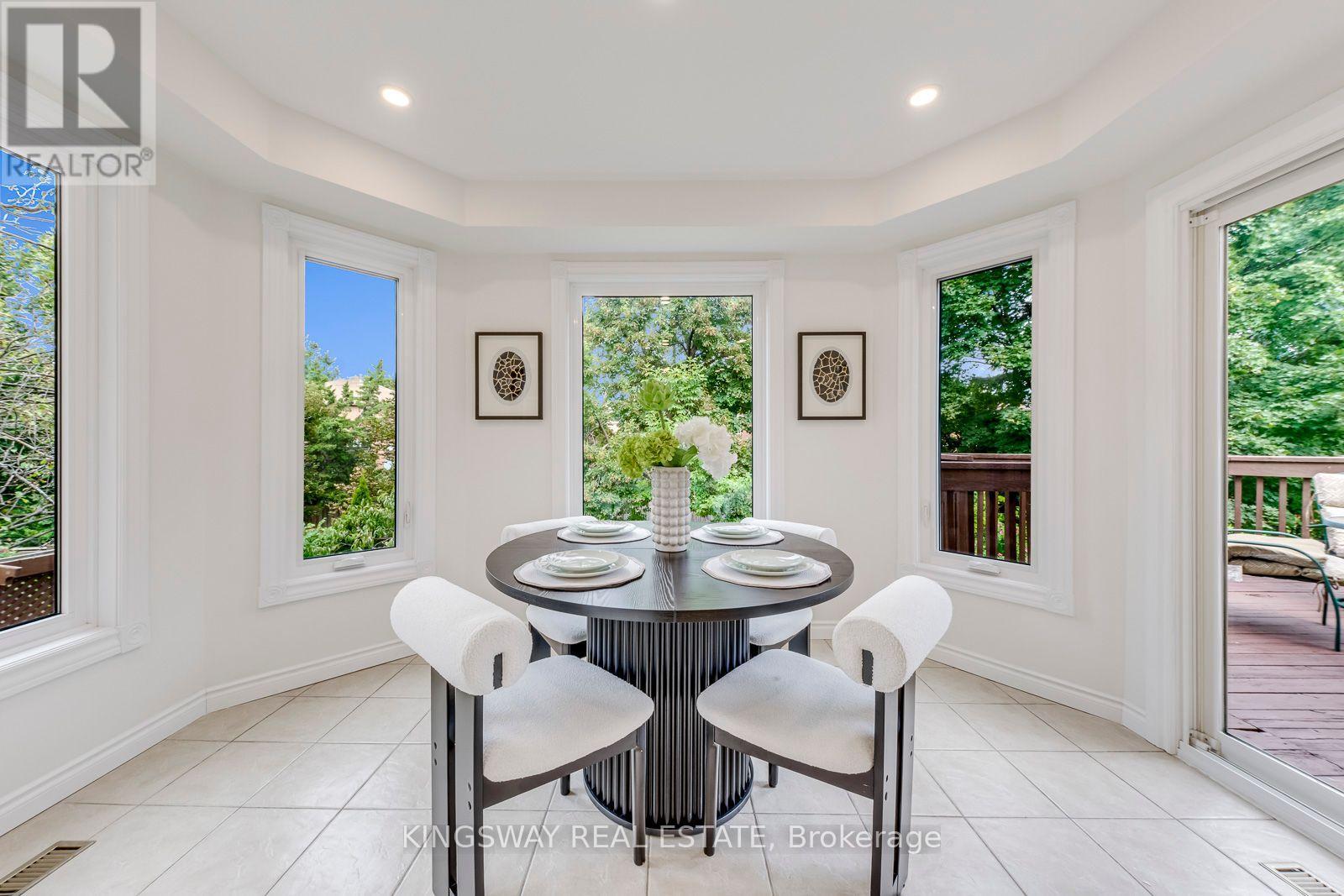 3603 KELSO CRESCENT - 10