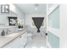 139 Redgrave Drive, Toronto, ON M9R3V6 Photo 13
