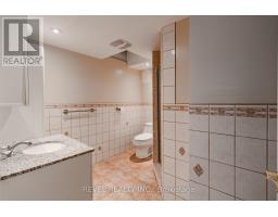 95 Cinrickbar Drive, Toronto, ON M9W6W7 Photo 38