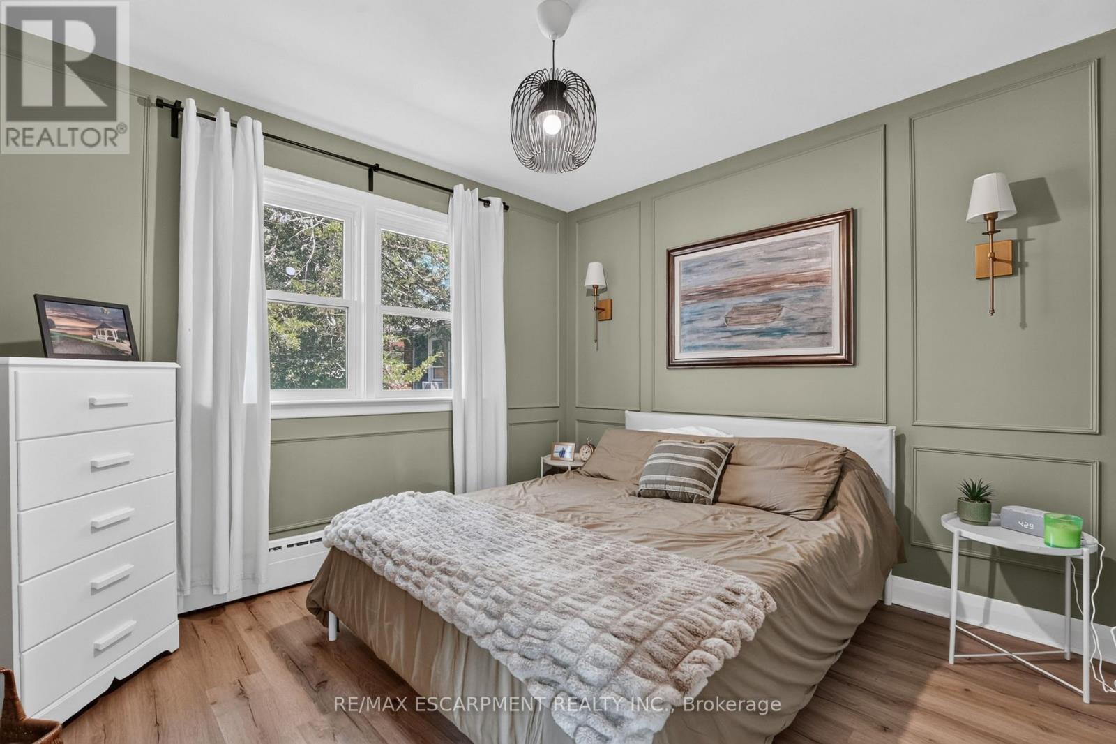 158 HOMEWOOD AVENUE - 24