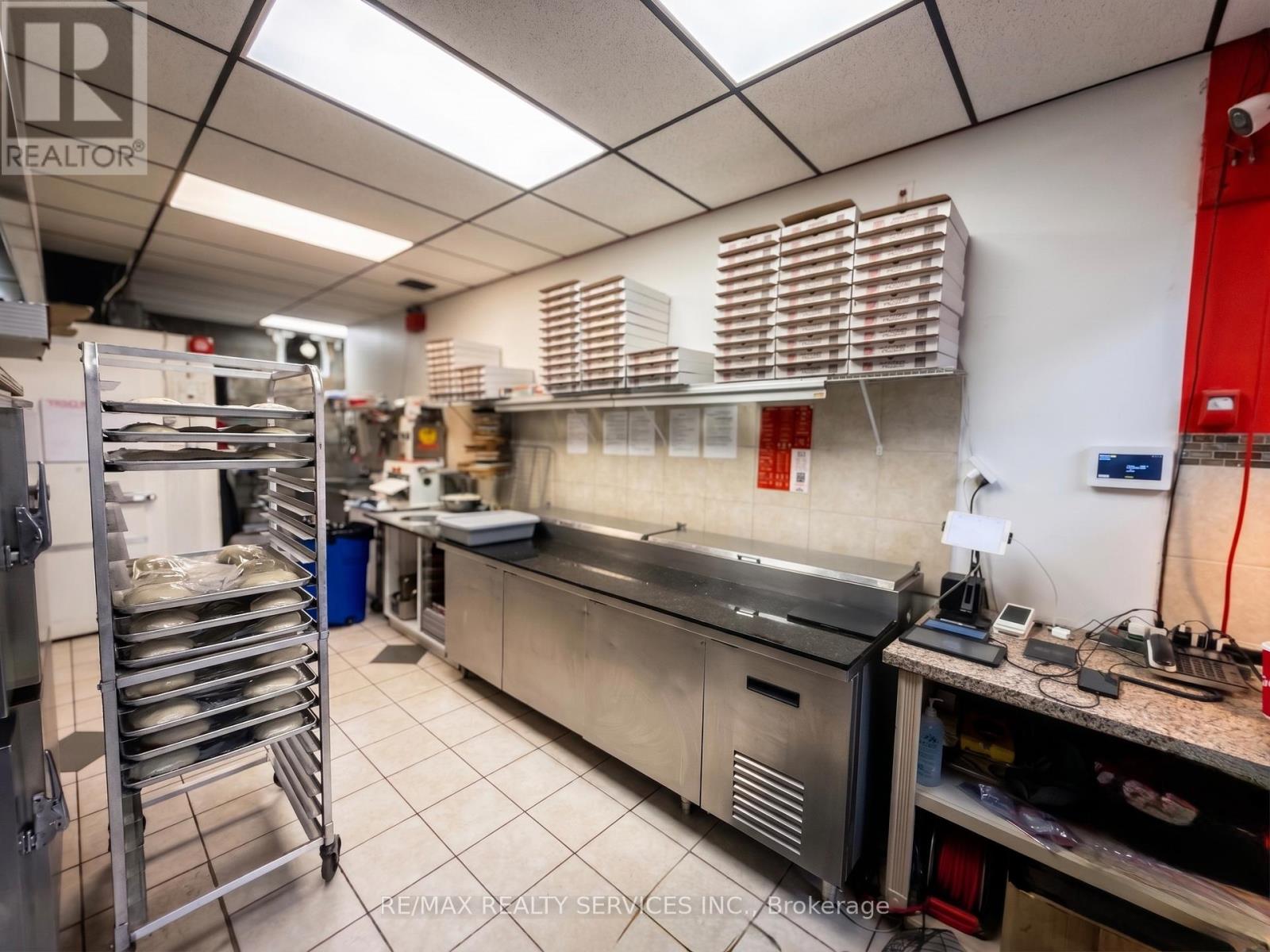 547 SPEEDVALE AVENUE E, Guelph (Victoria North) — photo 8