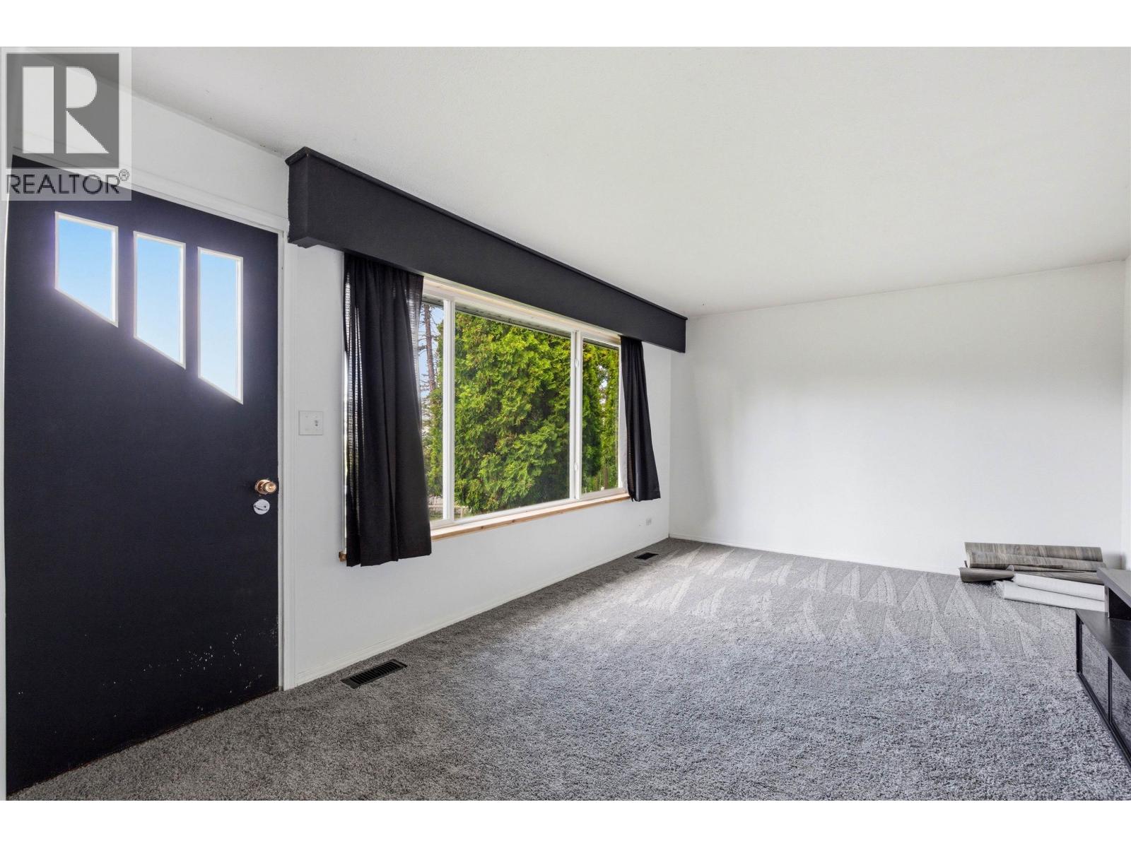 643 HODGSON ROAD - Image 10
