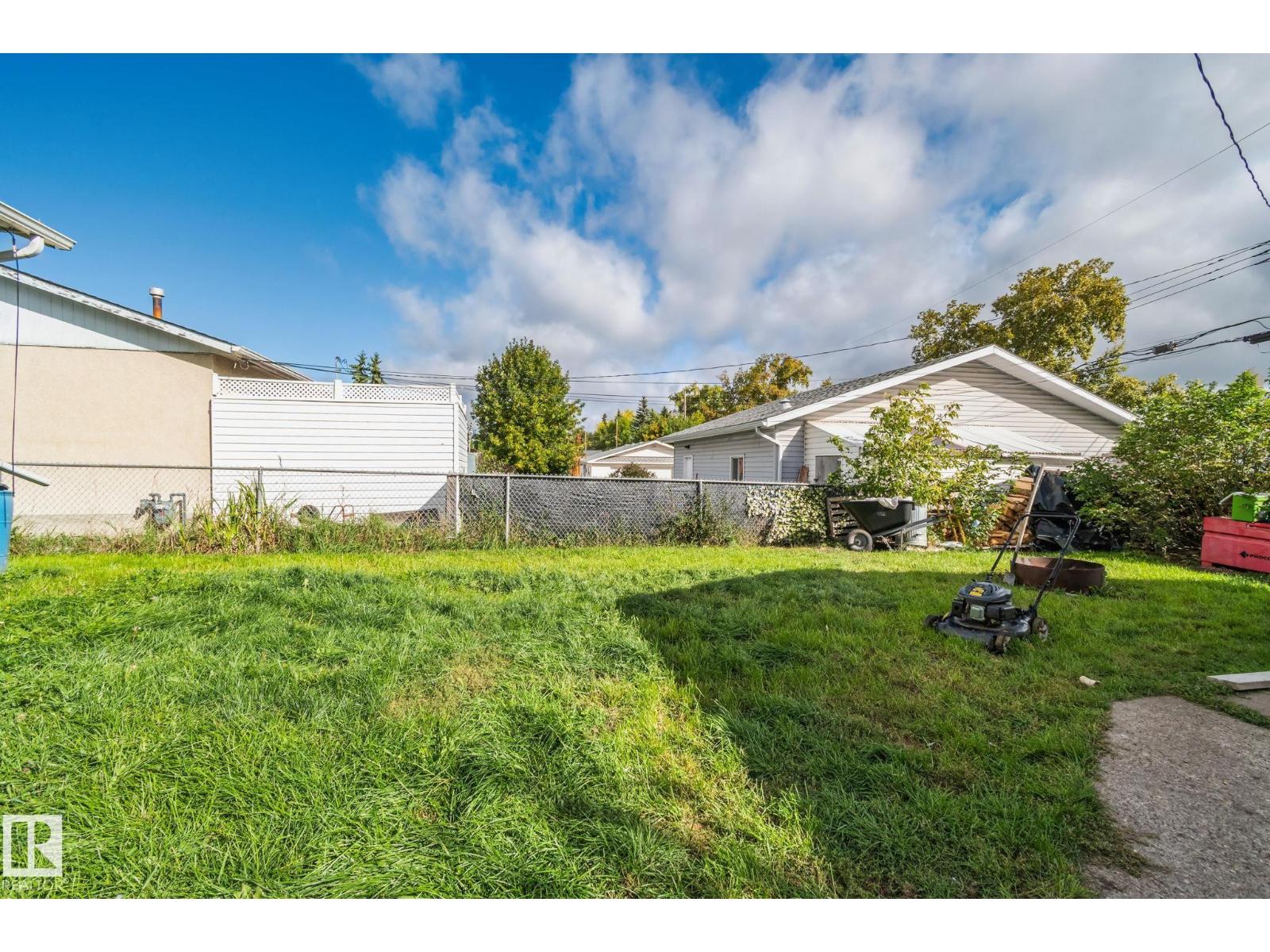 31 LINDEN ST - 31