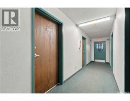 Laundry room - 305 802a Kingsmere Boulevard, Saskatoon, SK S7J4B7 Photo 7